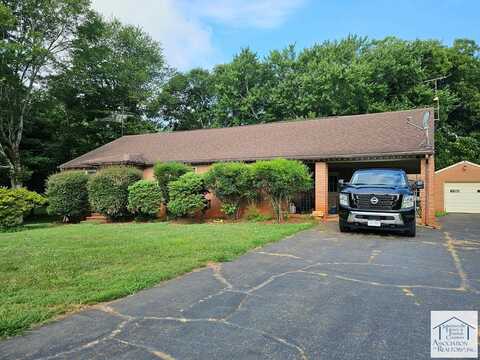 133 Pine View Street, Patrick Springs, VA 24133