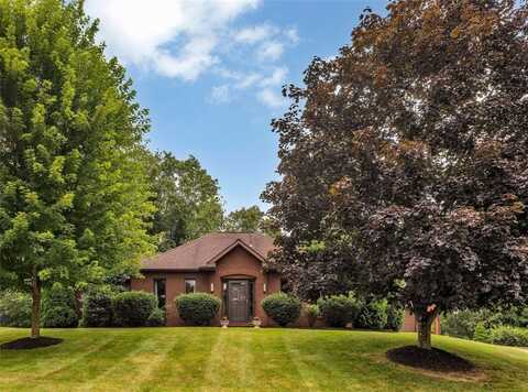 1215 Harmony Heights Dr, Harmony Boro, PA 16037