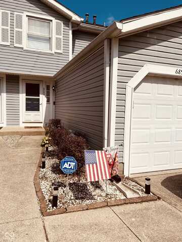 6853 Cross Key Drive, Indianapolis, IN 46268