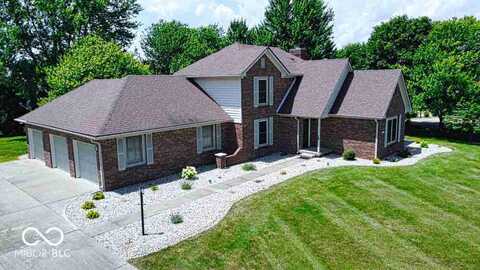 2413 Griton Court, Shelbyville, IN 46176