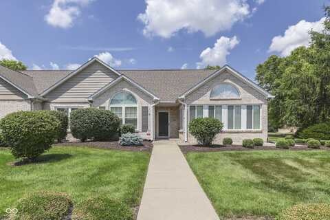 7304 Lake Lakota Place, Indianapolis, IN 46217