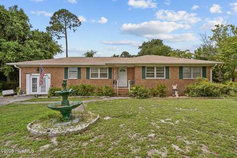 635 N College Road, Wilmington, NC 28405