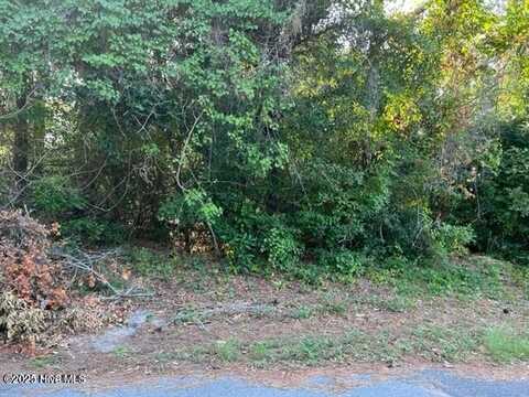 321 NE 49th Street, Oak Island, NC 28465
