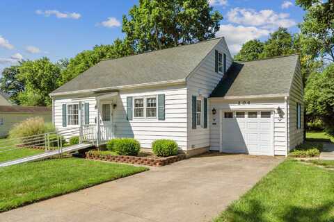 204 Penn, Troy, OH 45373