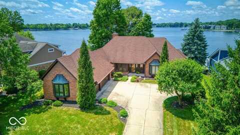 109 Edgewater Drive, Noblesville, IN 46062