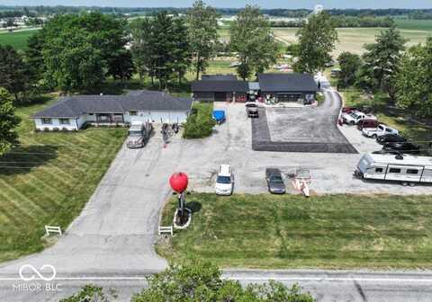 6397 S State Road 13, Pendleton, IN 46064