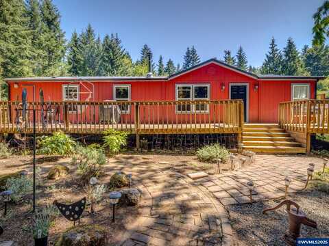 20284 El Romar Dr NE, Scotts Mills, OR 97375