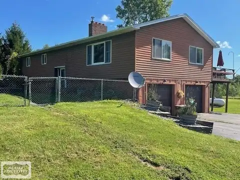 370 Wales Ridge, Goodells, MI 47027