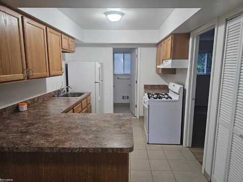 47110 Jefferson, Chesterfield Twp, MI 48047