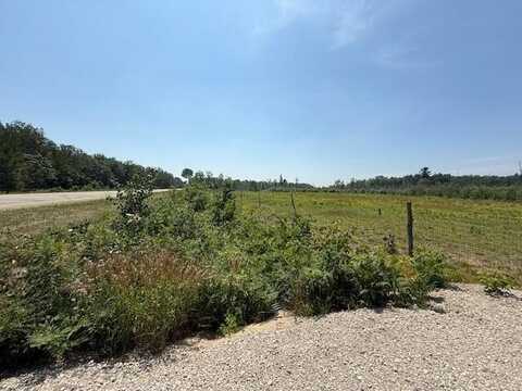 3218 S Harrison Road, Houghton Lake, MI 48629