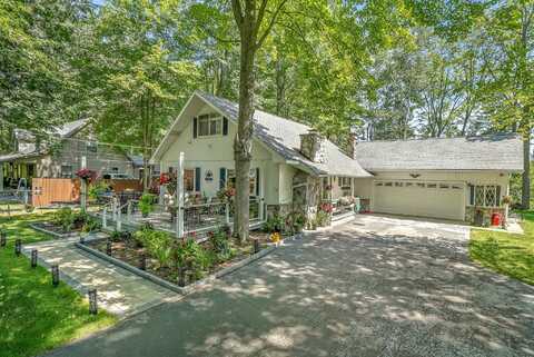 116 Seneca Trail, Prudenville, MI 48651