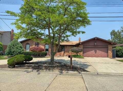 29471 N Seaway, Harrison, MI 48045
