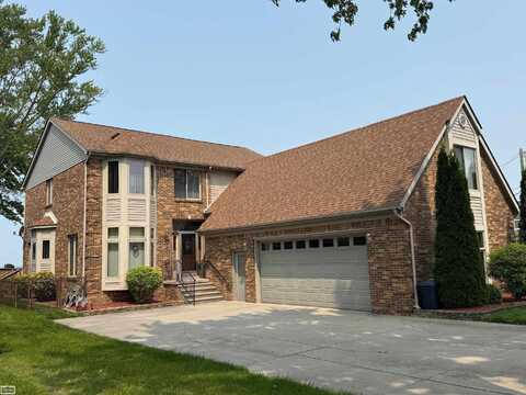 7591 Dyke, Fair Haven, MI 48023
