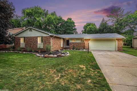6423 Woodglen, Clarkston, MI 48346