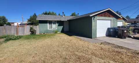 2926 SW 23rd Street, Redmond, OR 97756