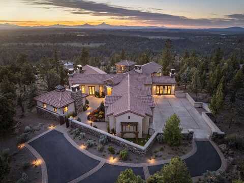 1843 NW Wild Rye Circle, Bend, OR 97703