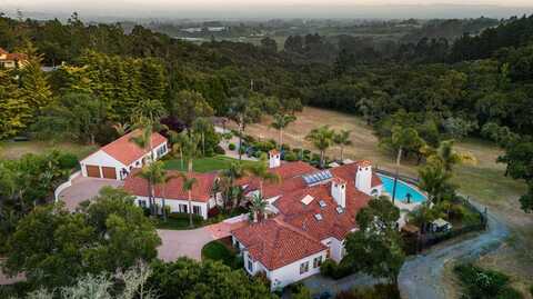 235 Vista Del Pajaro RD, CORRALITOS, CA 95076