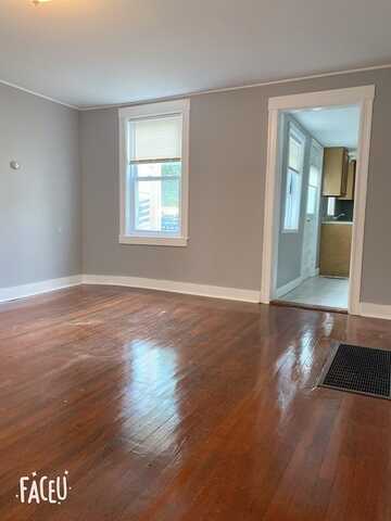 21 Common St, Weymouth, MA 02188