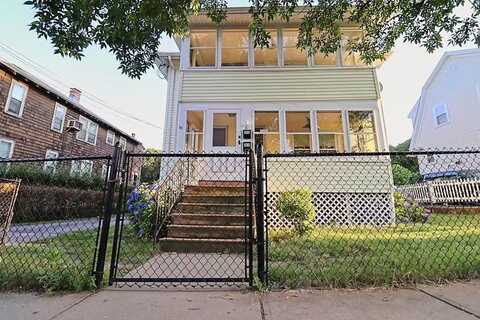 33 Estabrook Rd, Quincy, MA 02170