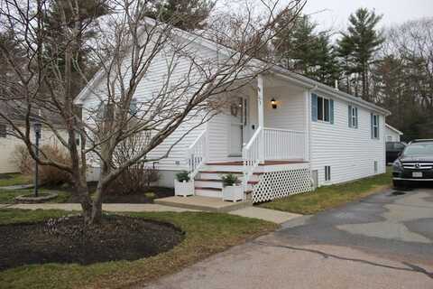 33 Brookbend Way West, East Bridgewater, MA 02333