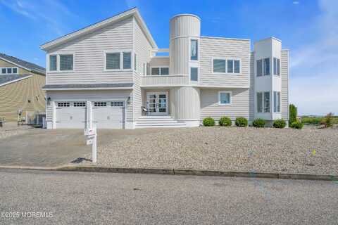 848 Ensign Drive, Forked River, NJ 08731