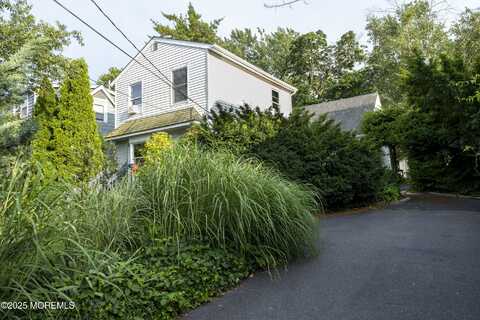 28 Florence Avenue, Leonardo, NJ 07737