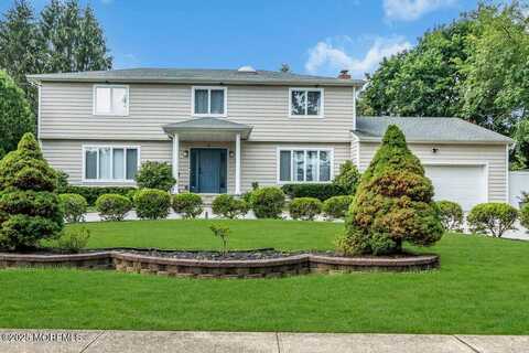 16 Redfern Road, Eatontown, NJ 07724