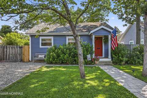 123 Cedarhurst Road, Brick, NJ 08723