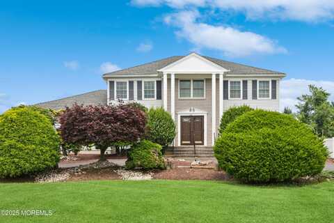 126 Wyncrest Road, Marlboro, NJ 07746