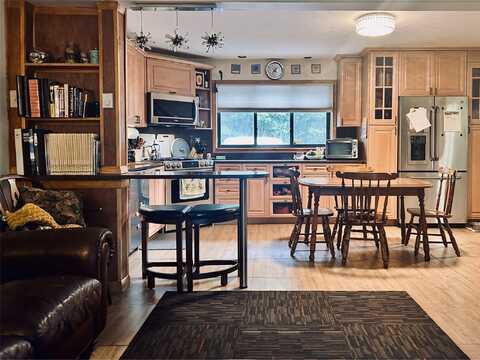 9 Elizabeth Way, Kiamesha Lake, NY 12751