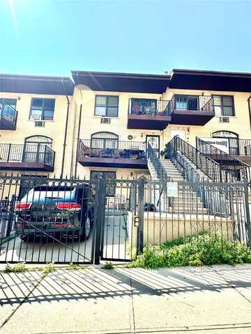 1389 Shakespeare Avenue, Bronx, NY 10452