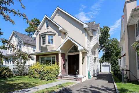 1a Floyd Place, Great Neck, NY 11024
