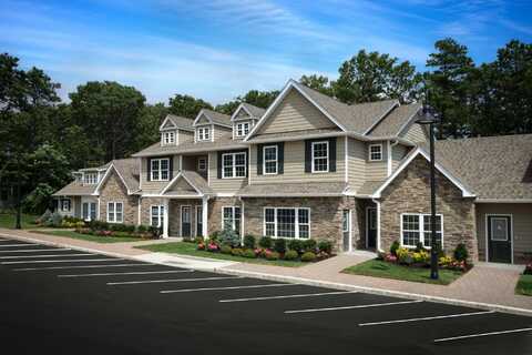 10 Sunlight Walk, Holbrook, NY 11741