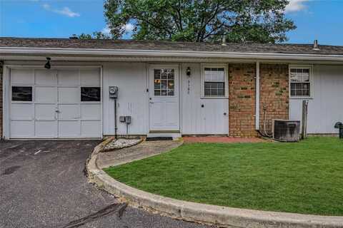 310-c Woodbridge Drive, Ridge, NY 11961