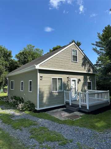 67 Honeywell Lane, Hyde Park, NY 12538