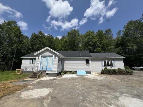 247 Route 3, Palermo, ME 04354