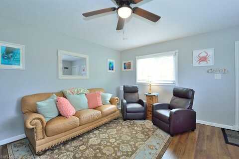 8127 Country, FORT MYERS, FL 33919