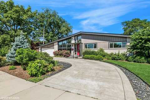 319 E Huntington Lane, Elmhurst, IL 60126