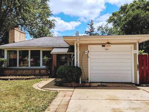 1721 Maple Street, Des Plaines, IL 60018
