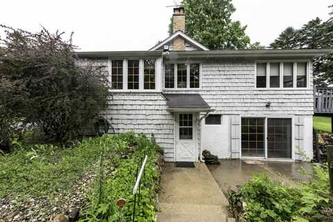 1318 Sheridan Road, Winthrop Harbor, IL 60096