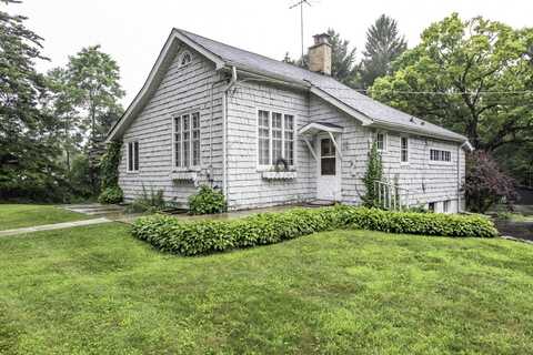 1318 Sheridan Road, Winthrop Harbor, IL 60096