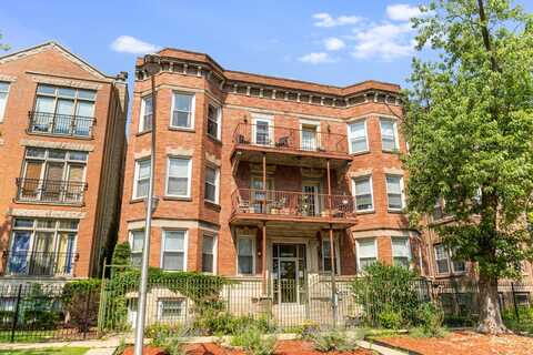 5636 S Prairie Avenue, Chicago, IL 60637