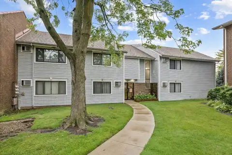 3100 Bayside Drive, Palatine, IL 60074