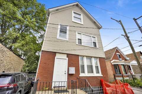 3040 W Medill Avenue, Chicago, IL 60647
