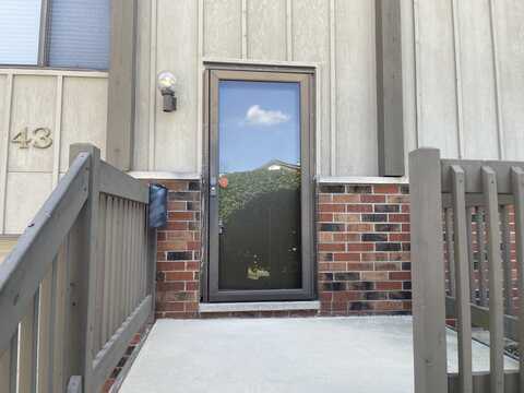 43 Portwine Road, Willowbrook, IL 60527