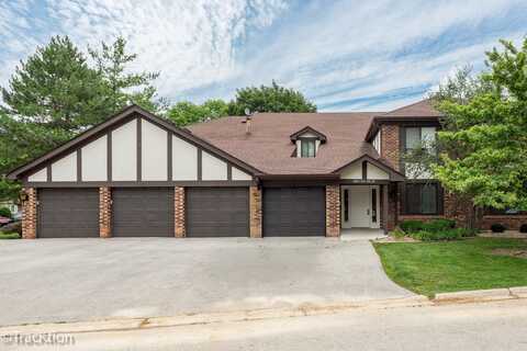 5825 Doe Circle, Westmont, IL 60559