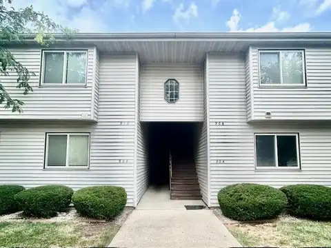 904 Kara Drive, Champaign, IL 61822