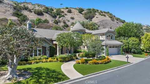 6945 E Hidden Oaks Lane, Orange, CA 92867