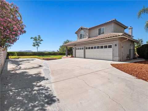22325 Mandarin Lane, Saugus, CA 91390