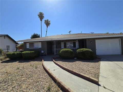 560 Hart Street, Hemet, CA 92543